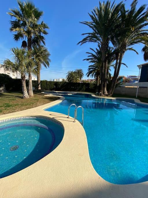 Apartment Denia,piscina,padel,150 M De La Playa Dénia
