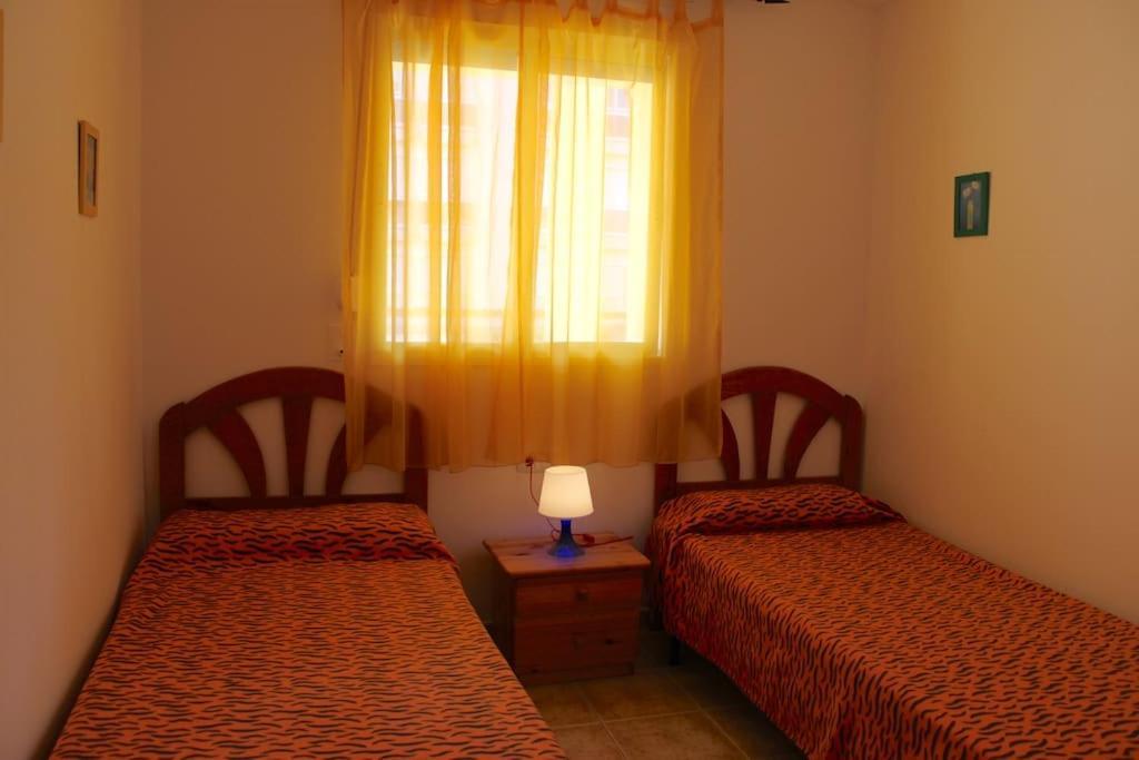 Apartament Denia,piscina,padel,150 M De La Playa *